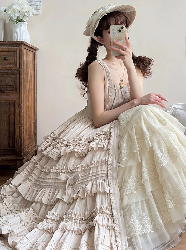 Lolita petticoat care and maintenance guide showing washing and drying instructions for long-lasting tulle ruffle preservation