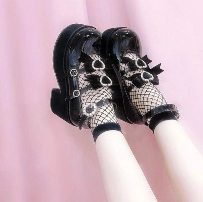 Lolita platform heel shoes back view ankle strap lacing and bow decoration featuring punk sweet aesthetic heart ornament