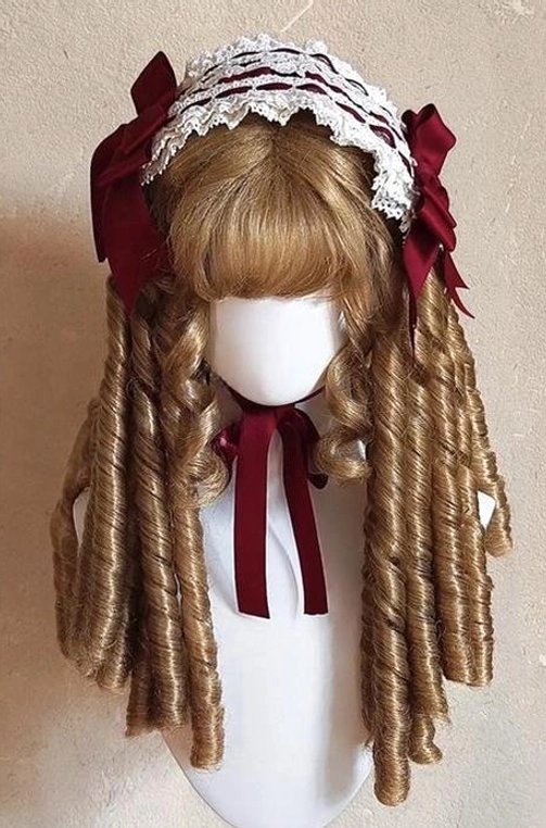 Lolita roman roll synthetic wig golden blonde ringlet curls close-up texture detail vintage charm