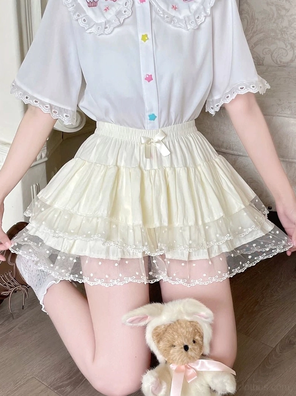 Lolita ruffle bloomers paired with complementary Lolita fashion accessories and items including coordinating socks shoes headdresses and styling elements for complete aesthetic Sweet Lolita coordination