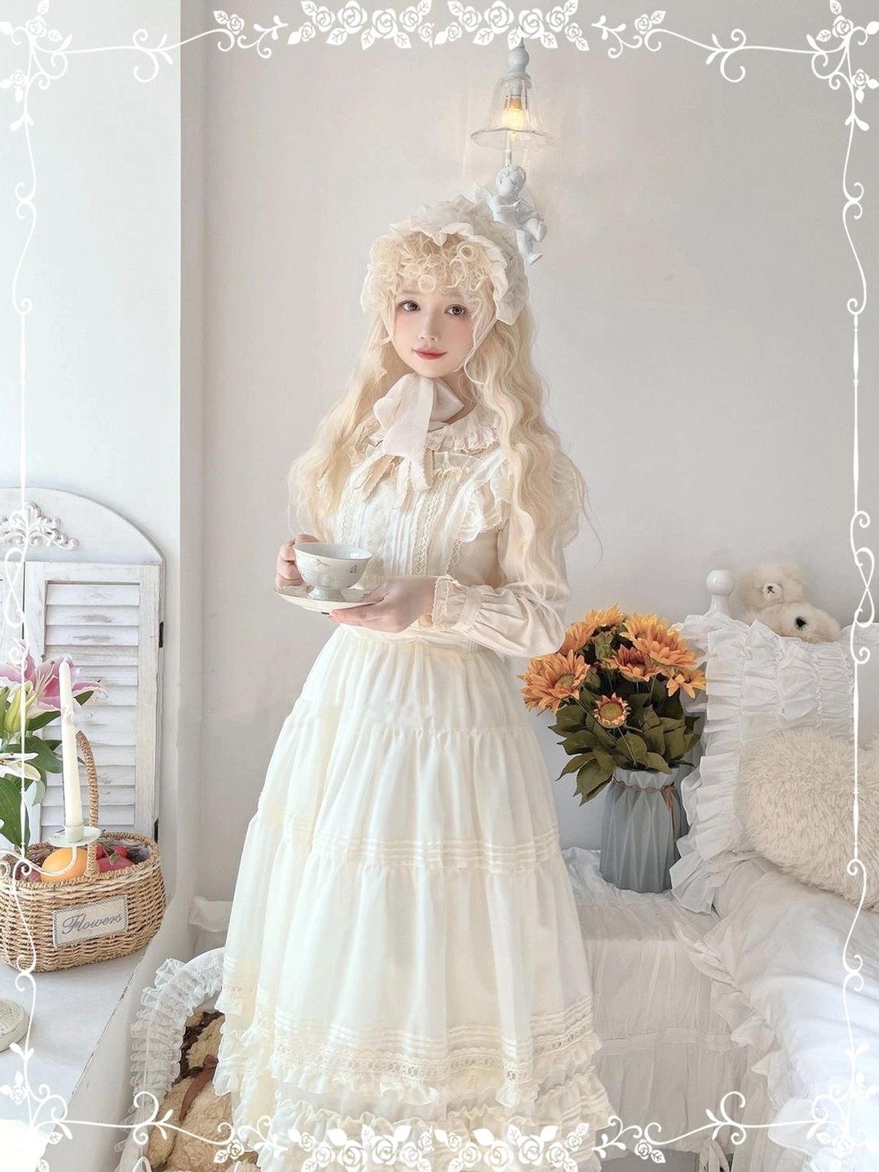Lolita salopette coordinate styling with vintage accessories tea service aesthetic aesthetic tea party matching aesthetic