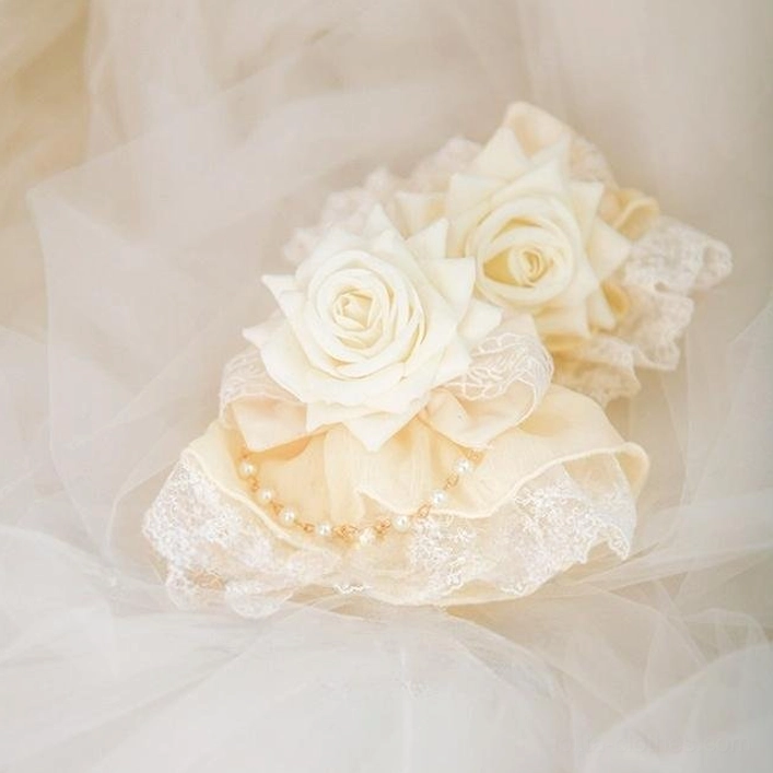 Lolita sweet rose-adorned wrist cuff accessory pair with pearl chain decorations, artificial flower details, and delicate lace trim for complete headwear coordinate set