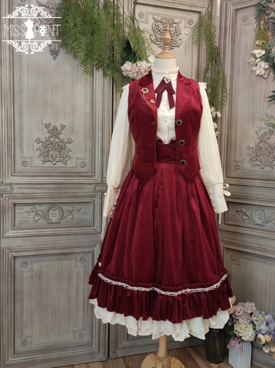 Lolita waistcoat eight-piece stereoscopic cutting flattering slimming silhouette
