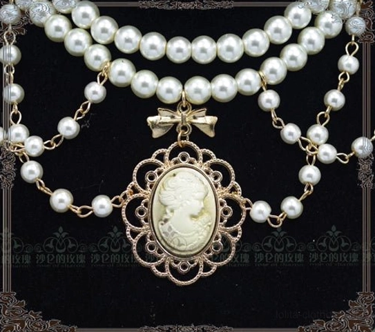 Lolita fashion styling guide featuring Manor Ball II cameo pearl necklace worn with coordinated gothic lolita ensemble dark elegant aesthetic