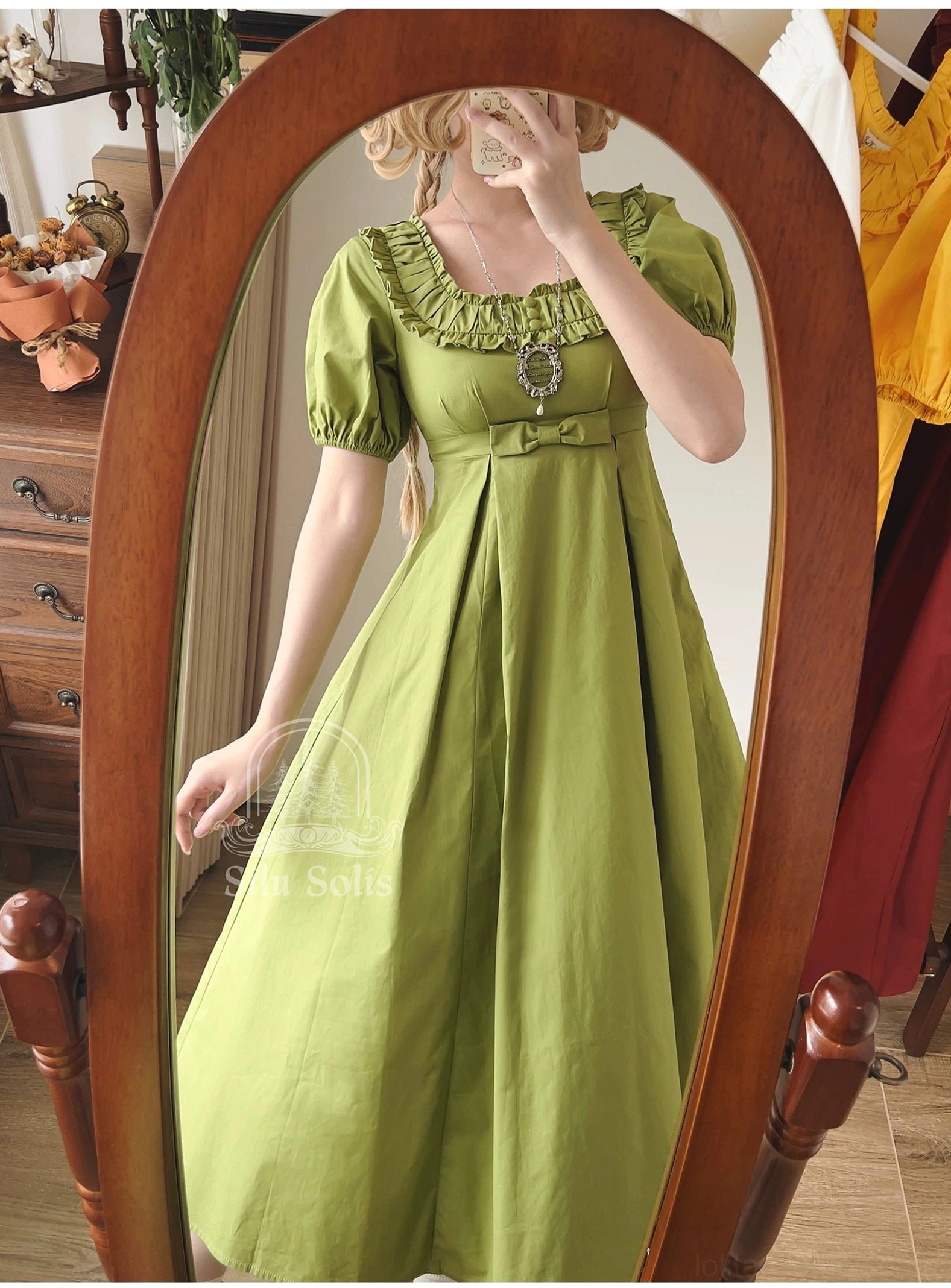 Lolita empire waist cotton dress styling suggestions mary jane shoes ankle socks coordination ideas