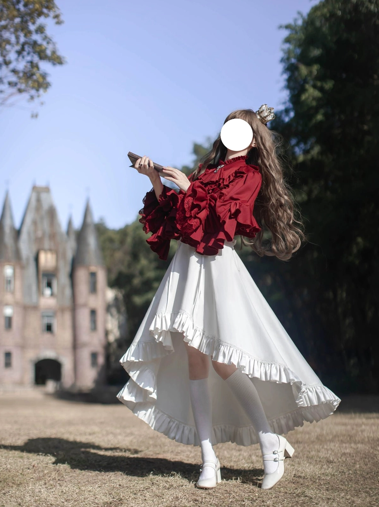 Ouji Lolita white skirt high-low cut ruffled hem A-line silhouette elegant formal design style detail