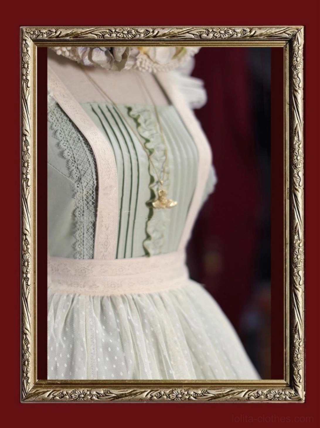 Lolita jumper skirt dress back seam and side zipper placement demonstrating professional construction quality
