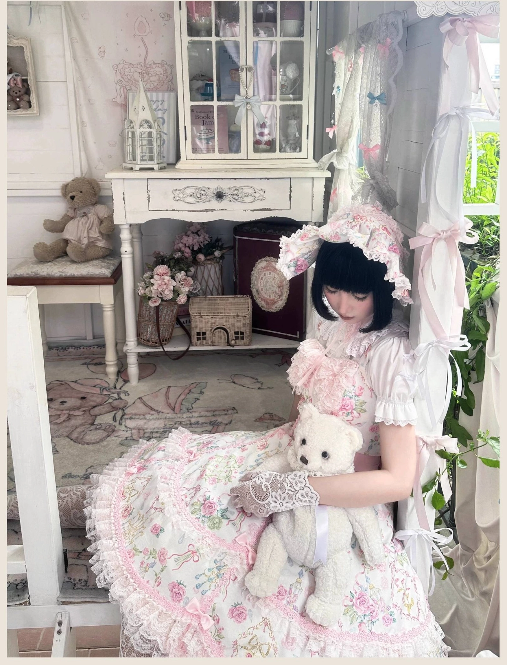 Old school Lolita JSK dress showing storage tips on padded hanger for maintaining shape and structure preservation