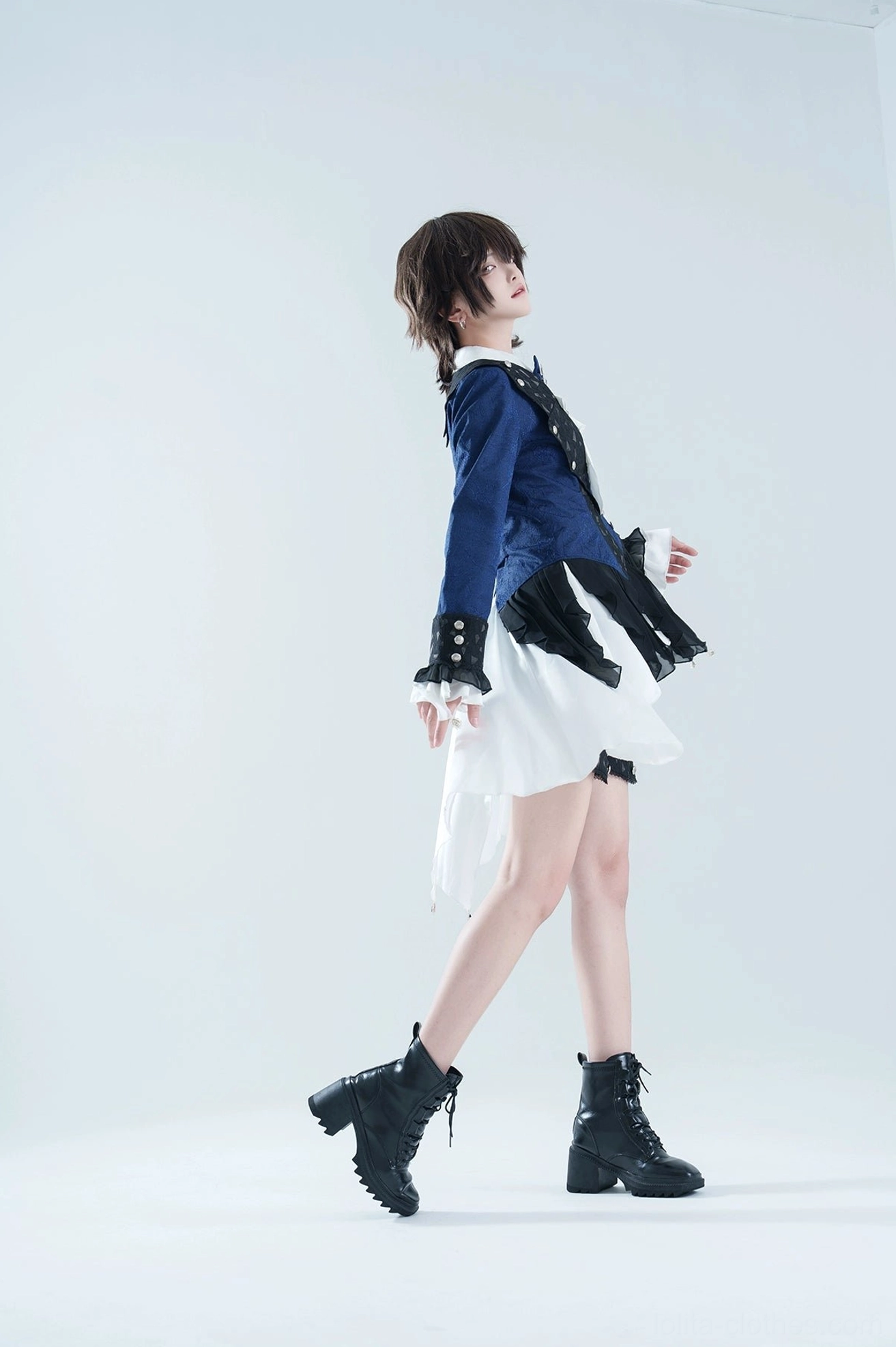 Ouji lolita coat set side profile view fitted jacket silhouette chiffon layered details buttoned cuffs model