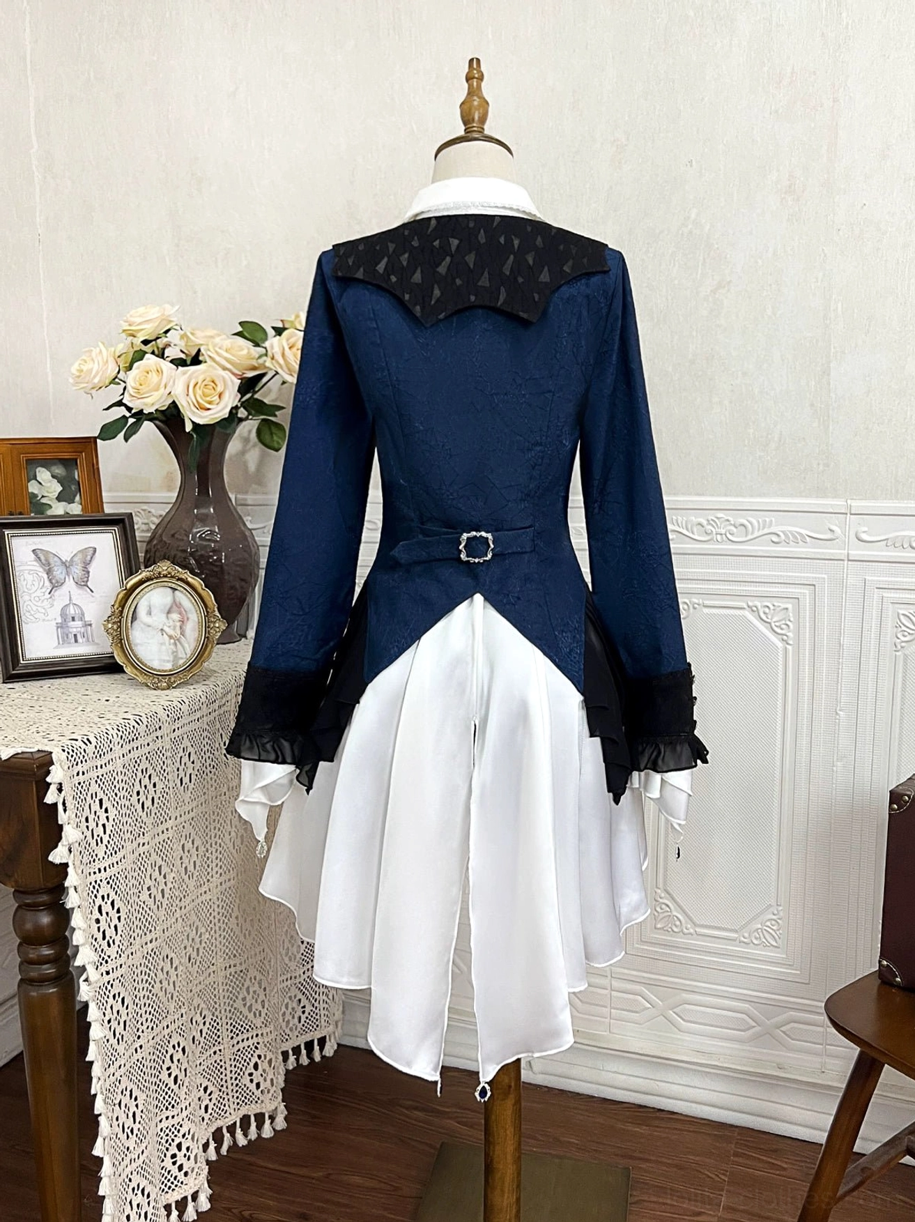 Gothic ouji lolita dress satin polyester fabric detail asymmetrical hem gem pendant embellishments decorative