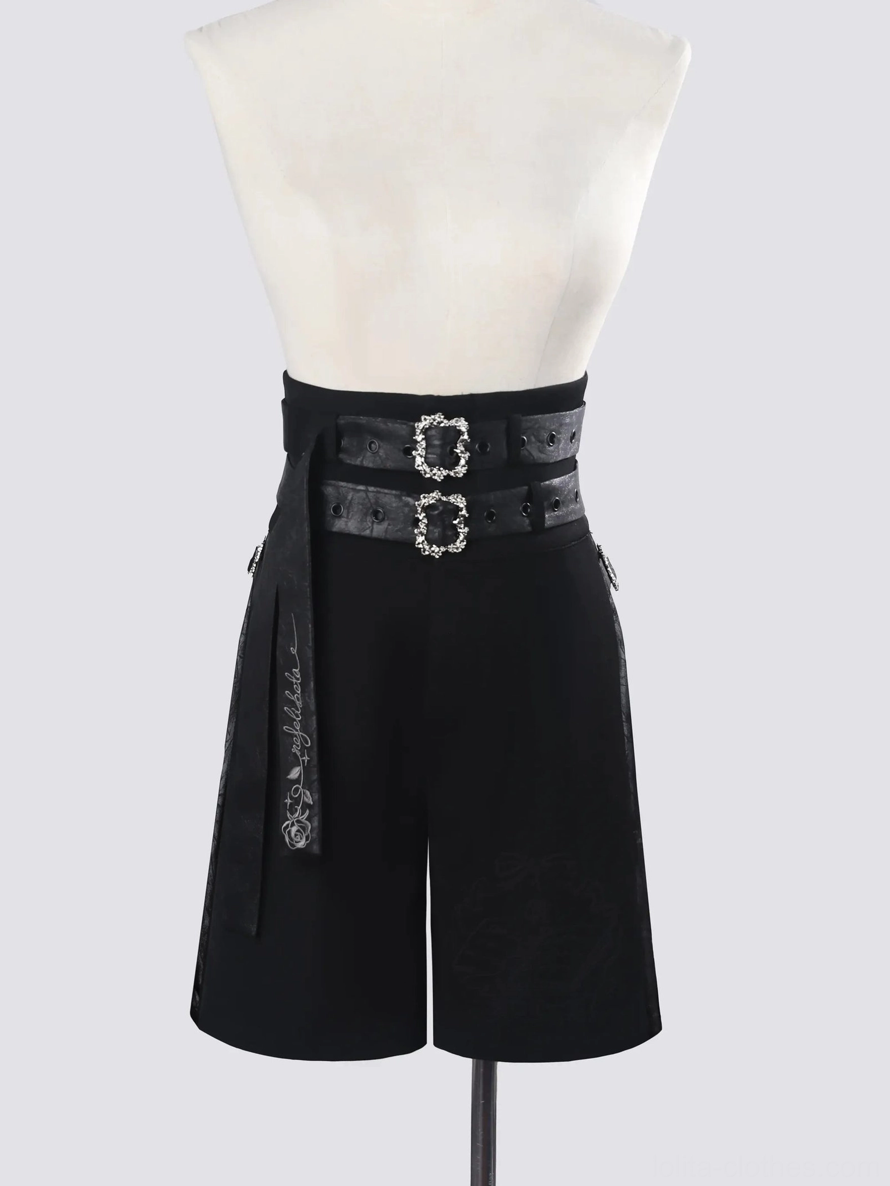 Tailored ouji lolita shorts black British twill embossed acetate fabric high-waisted embroidered waist tie functional pockets youthful spirited cut