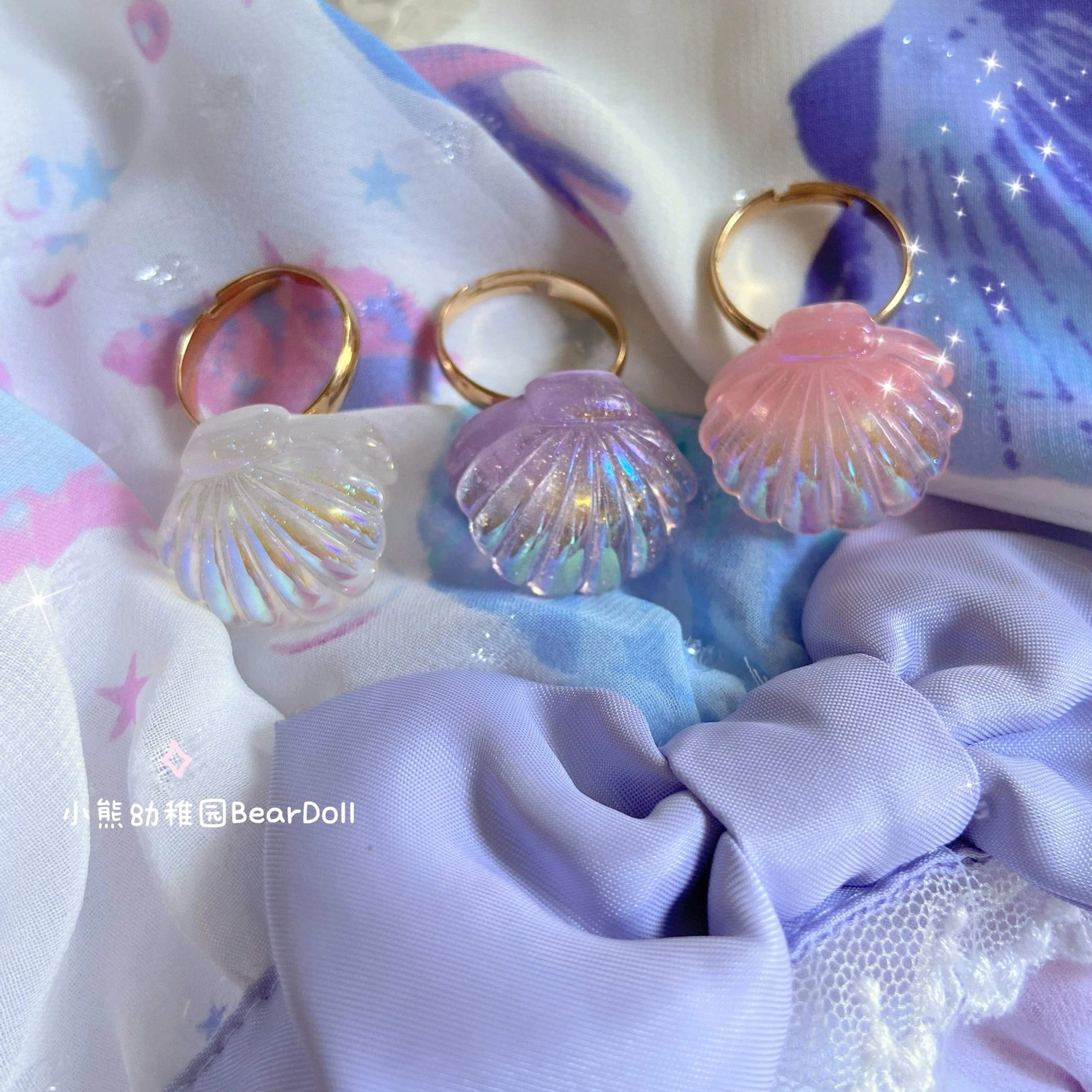 Pastel resin heart-shaped Lolita ring details gold adjustable band sweet aesthetic jewelry