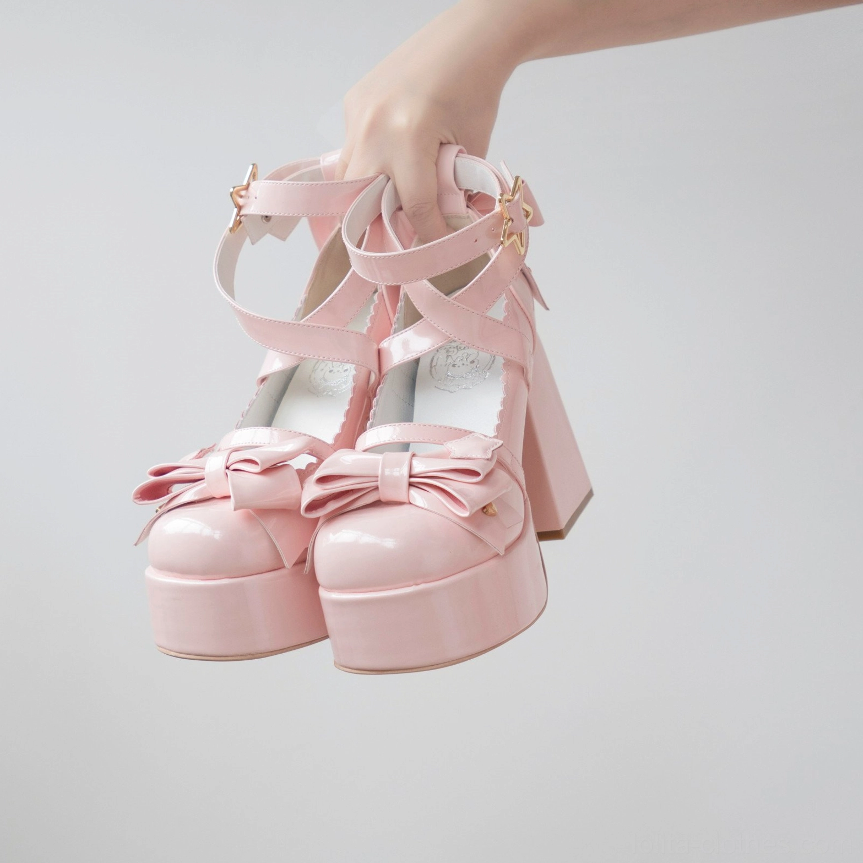 Patent leather Mary Jane lolita heels round toe single-strap iconic kawaii aesthetic wearable