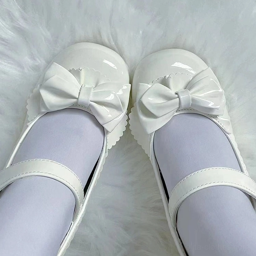 Pink and blue patent leather Lolita Mary Jane heels sweet Lolita color option with heart buckle and charming bow decorations