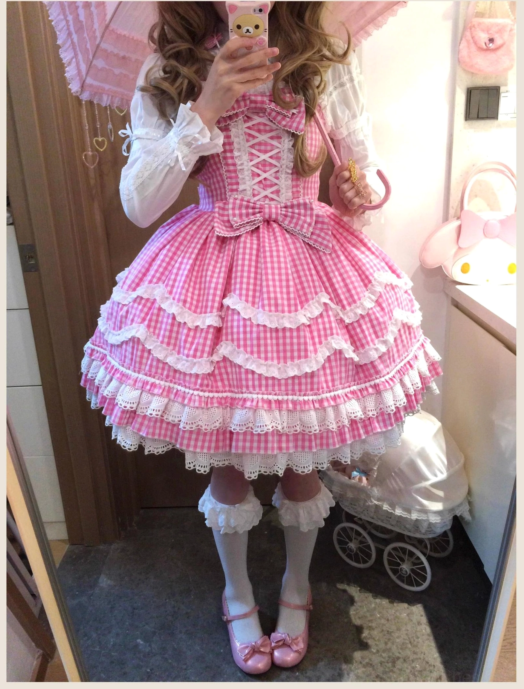Old school Lolita jumper skirt dress in pink gingham, size chart visual reference showing all available sizes S M L and corresponding measurements in centimeters and inches