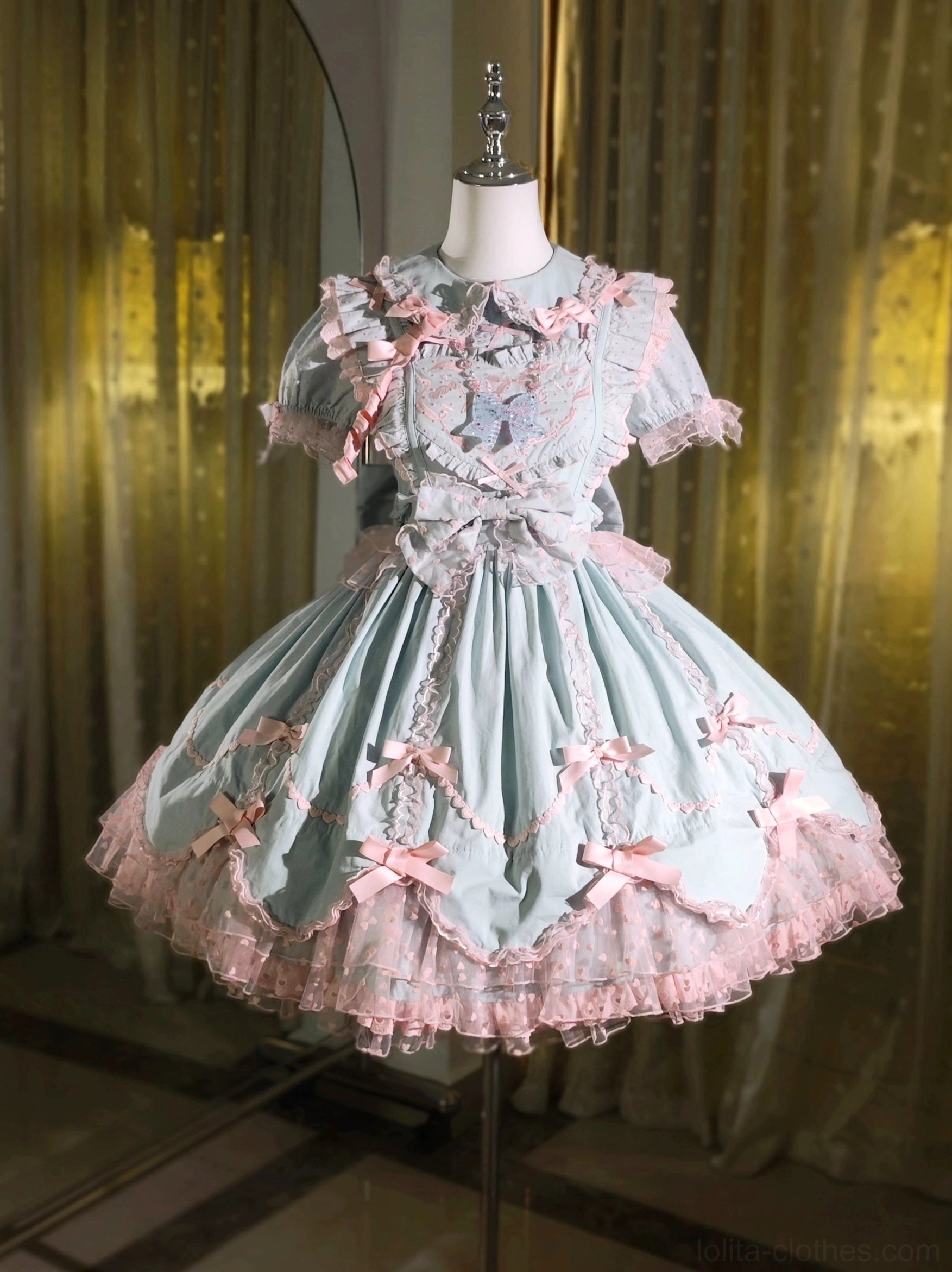 Pink frilled cuffs pair for vintage Lolita dress set with lace embellishment detail