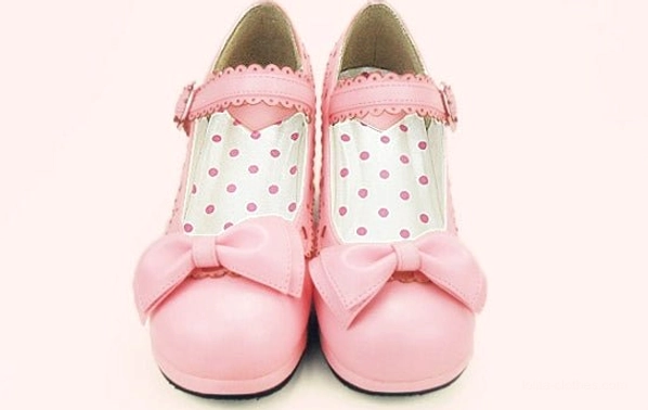 Pink sweet lolita mary jane chunky heel shoes with detachable bow front view flat lay pair