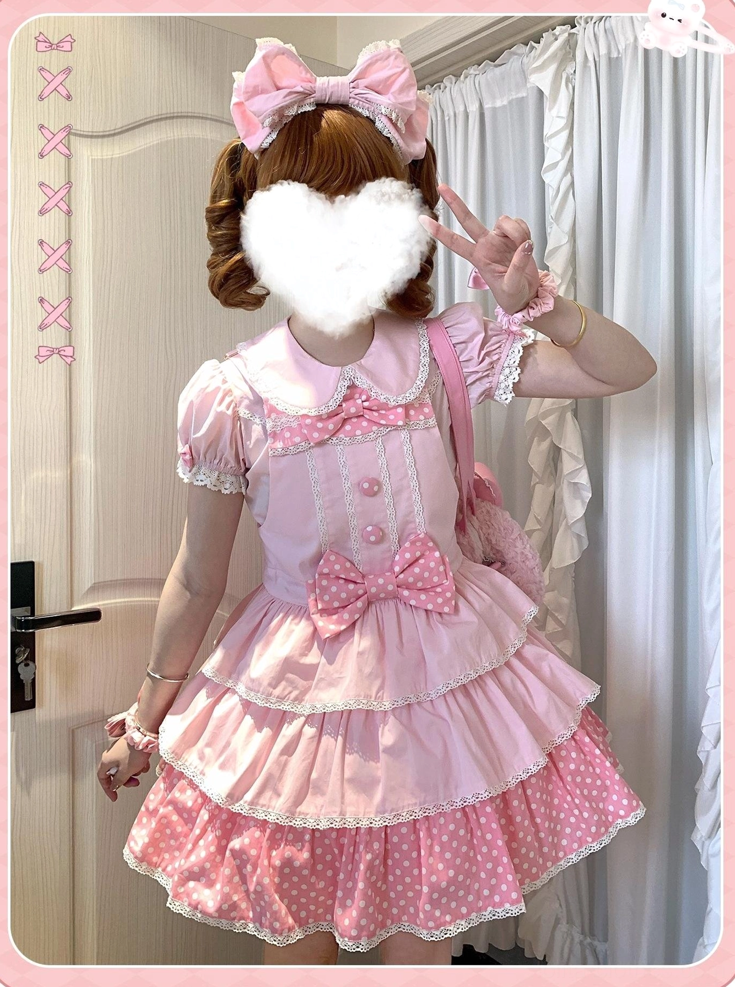 Pink sweet lolita peter pan collar salopette jsk button details lace sleeves side view