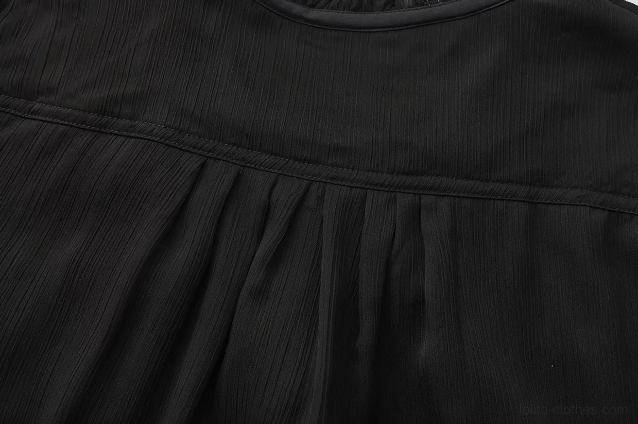 Pirate prince ouji lolita blouse overall design aesthetic and theatrical silhouette presentation, demonstrating historical inspiration and elegant romantic fashion styling