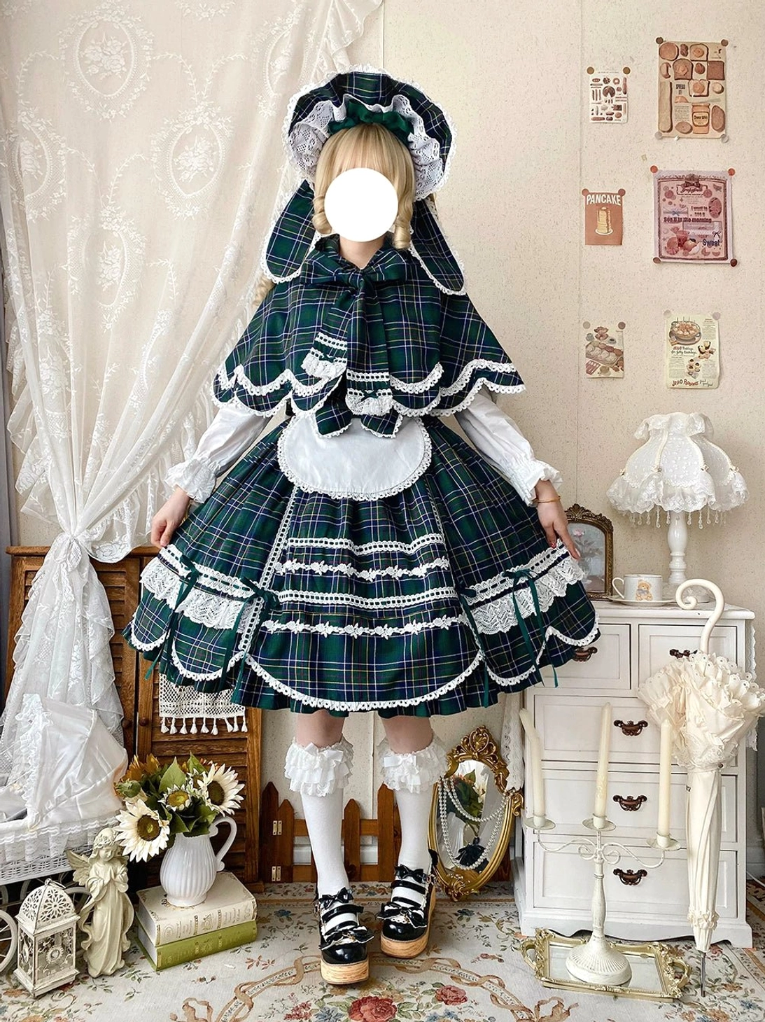 Old school lolita jumper skirt dress with matching socks shoes Mary Jane footwear styling recommendation complete outfit