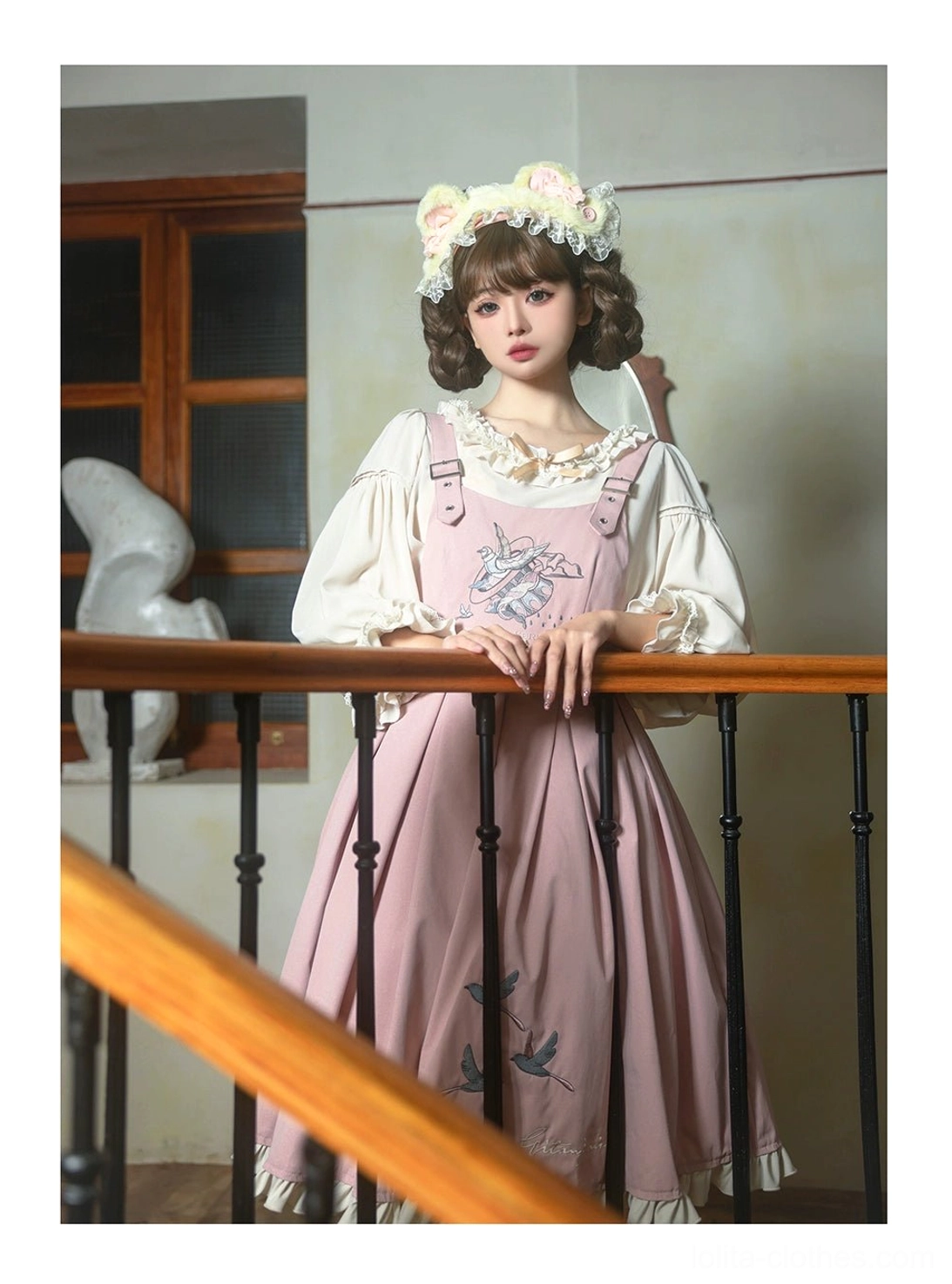 Plus size Lolita JSK dress detachable waist belt detail showing attachment mechanism coordination styling option