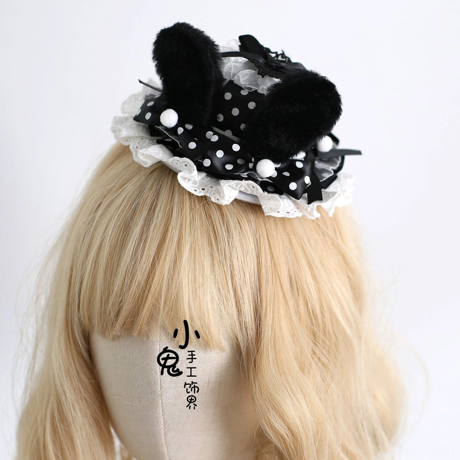 lolita headdress cuff accessory polka dot pattern black white ruffled lace trim clip fastening