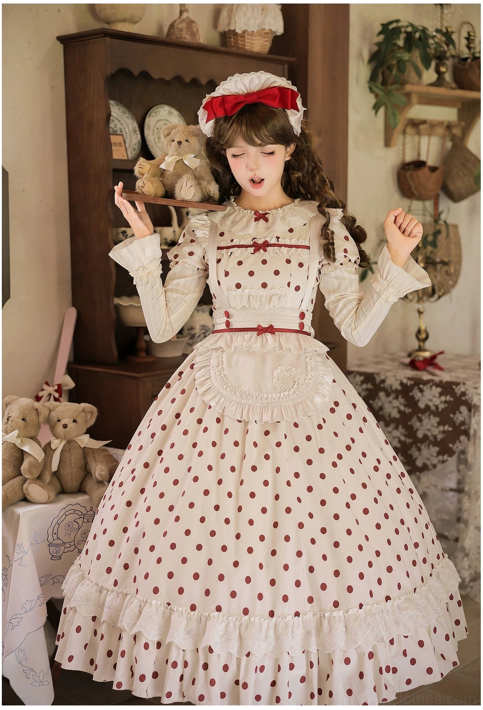 Polka dot lolita dress mary jane shoes ruffled socks legwear footwear coordinate complete old school look styling