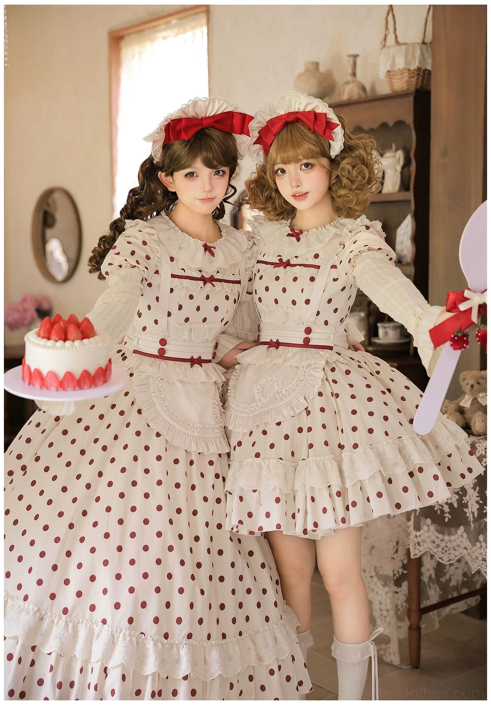 Polka dot lolita OP dress waist detail sash bow ruffled A-line silhouette classic lolita proportion vintage aesthetic