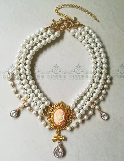 Premium pearl choker necklace jewelry packaging and presentation, showcasing luxuriant upgraded version with enhanced pearl density and fine craftsmanship details, ready for gift giving or personal collection display