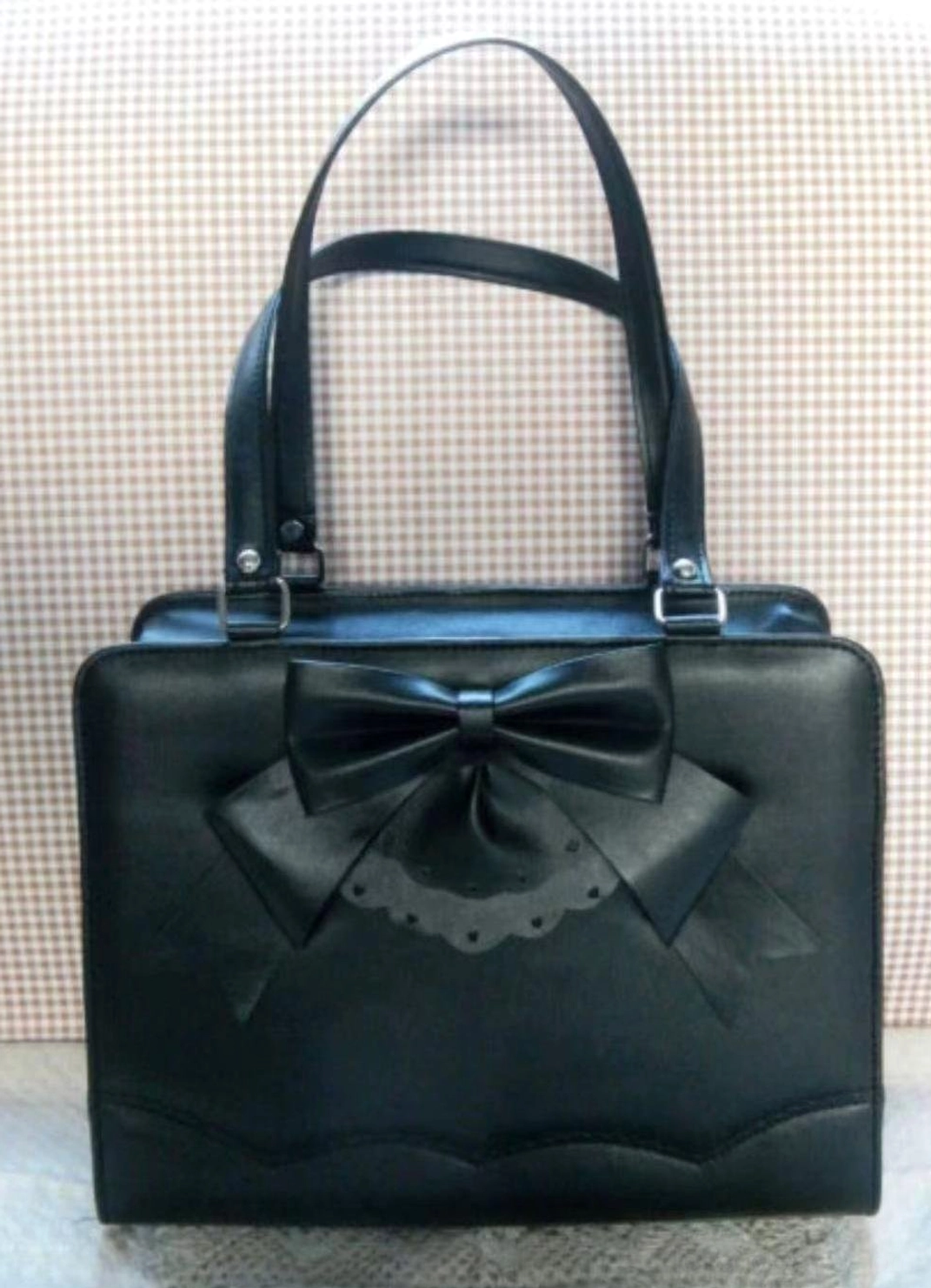 Pure black Lolita PU structured handbag with matching bow and lace cutout front decoration
