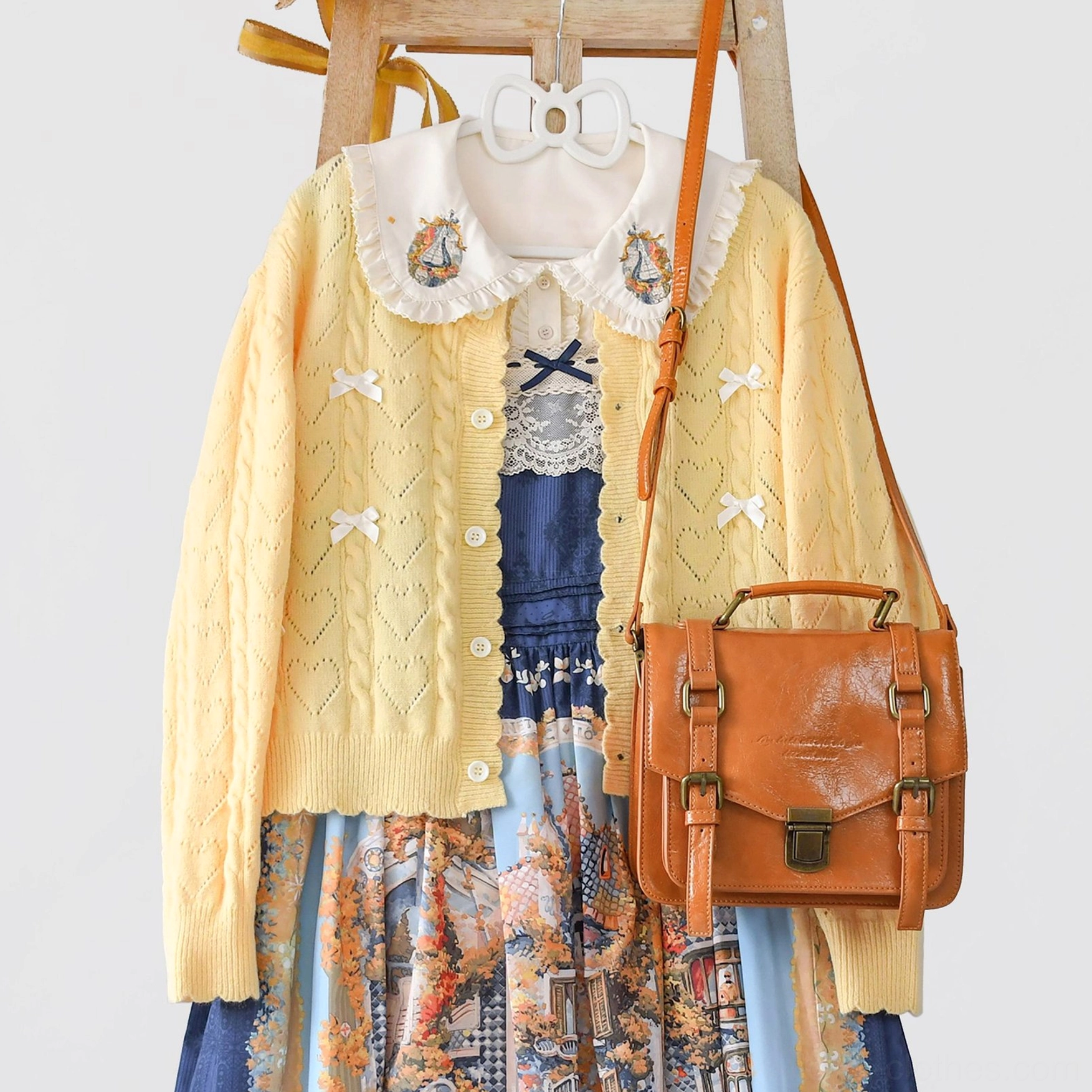 Qingti green hollow out Lolita cardigan color option, fresh spring-autumn seasonal shade, front view with bow details