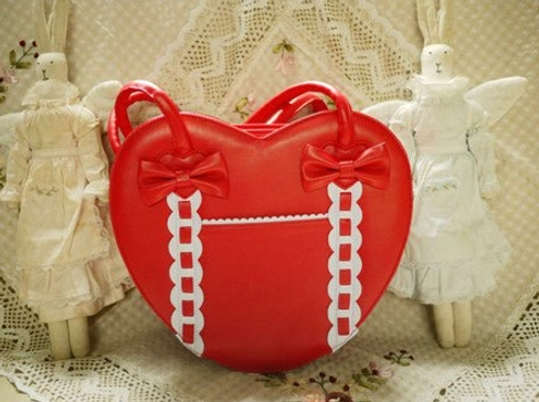 Red with white heart-shaped Lolita tote bag contrasting color detail shot vintage Lolita fashion prop