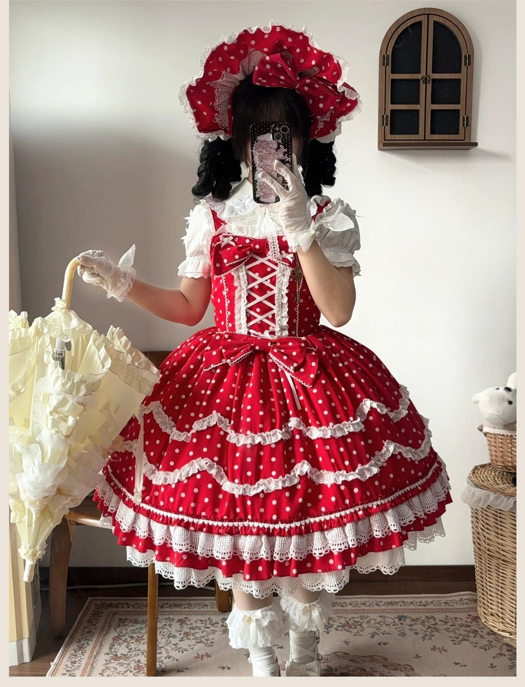 Red white polka dot lolita jsk suit lace-up front bodice scalloped white lace trim matching bonnet vintage parasol white gloves mirror selfie