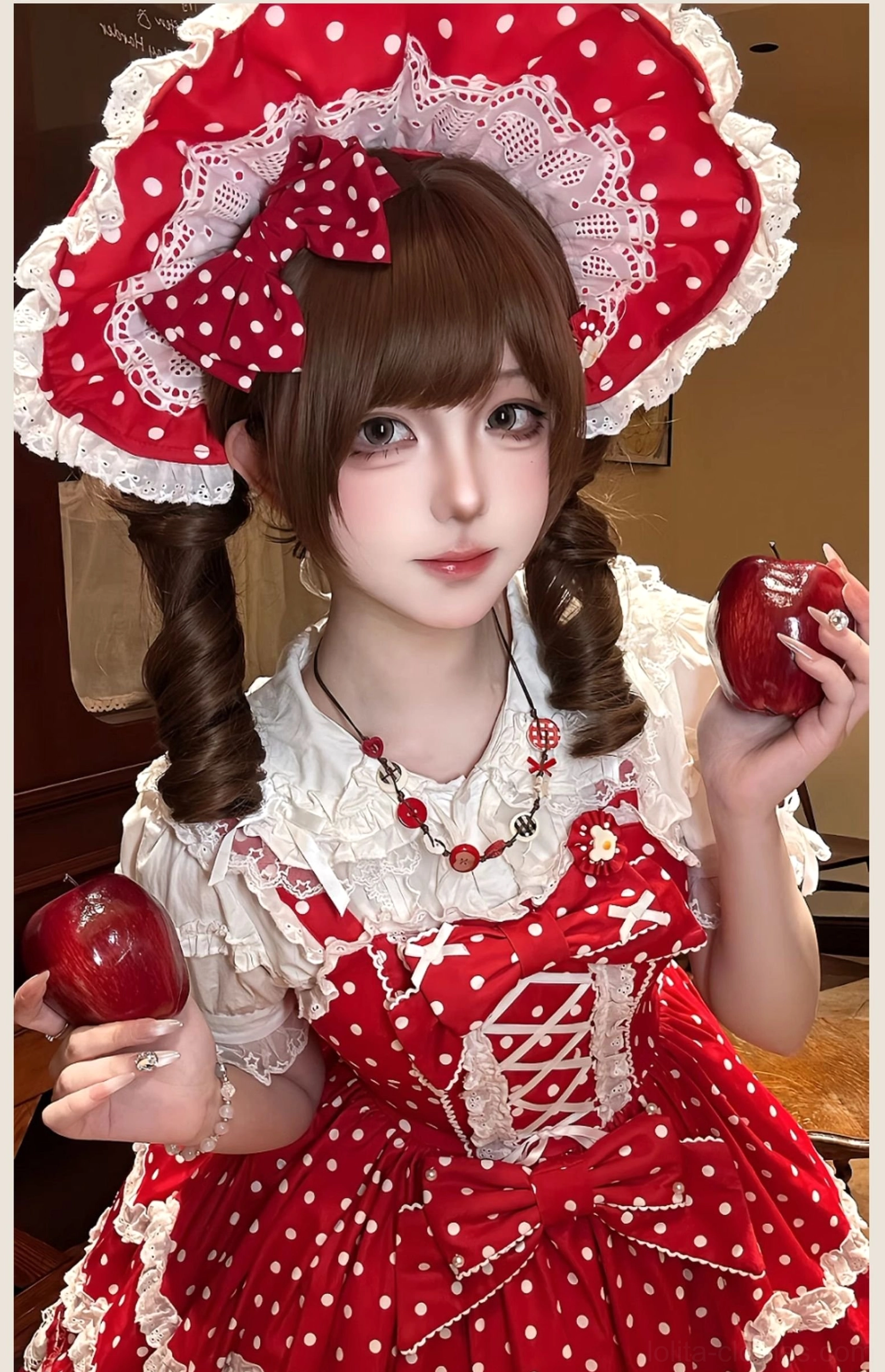 Red white polka dot lolita jumper skirt jsk vintage victorian inspired silhouette old school fashion community aesthetic