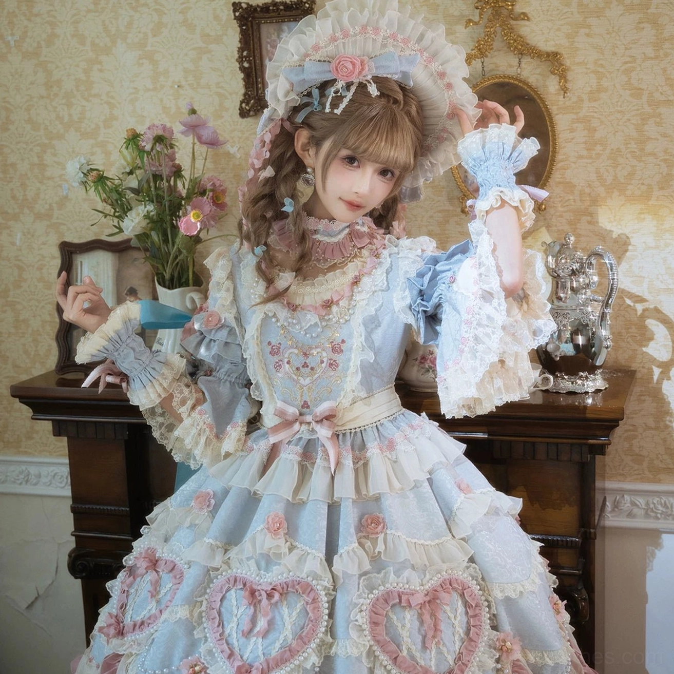 Rococo Lolita bonnet and matching choker set showing complete coordinate for classic vintage lolita fashion