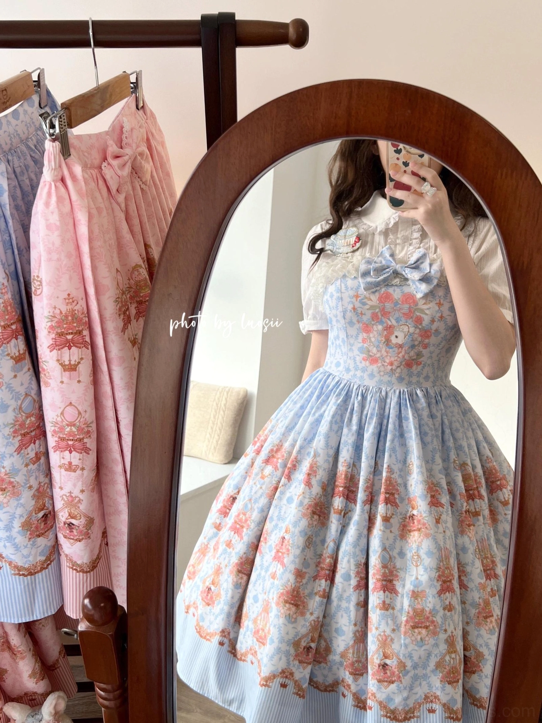 Rose garden bunny lolita JSK skirt hemline detail crown bow print striped trim