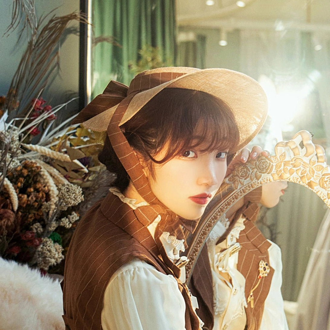 Coordinated lolita outfit with flat hat headdress, showing how the headdress anchors a complete classic lolita ensemble with plaid dress and accessories