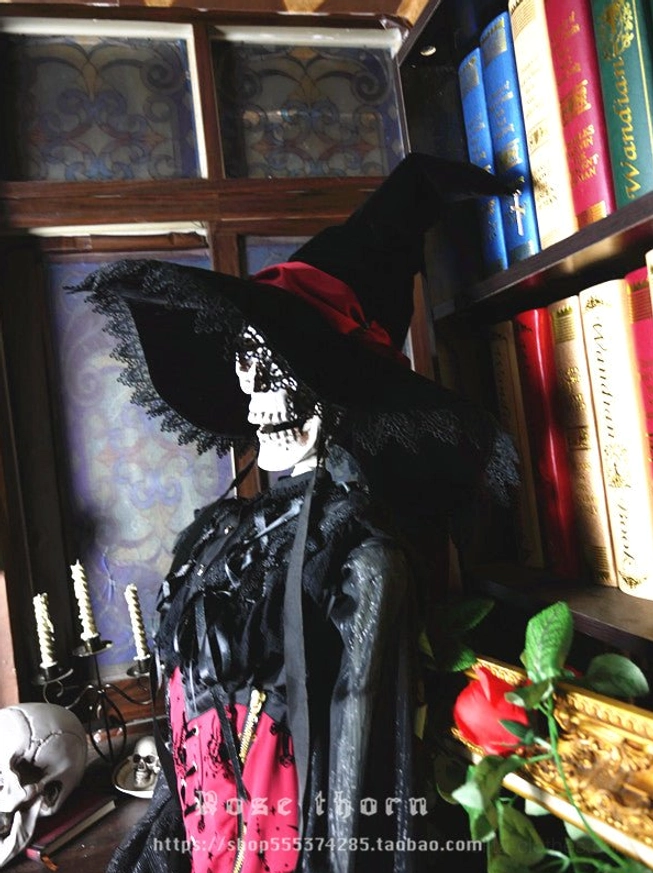 Sacred cross metal finial witch hat apex detail black velvet lolita headpiece structural feature