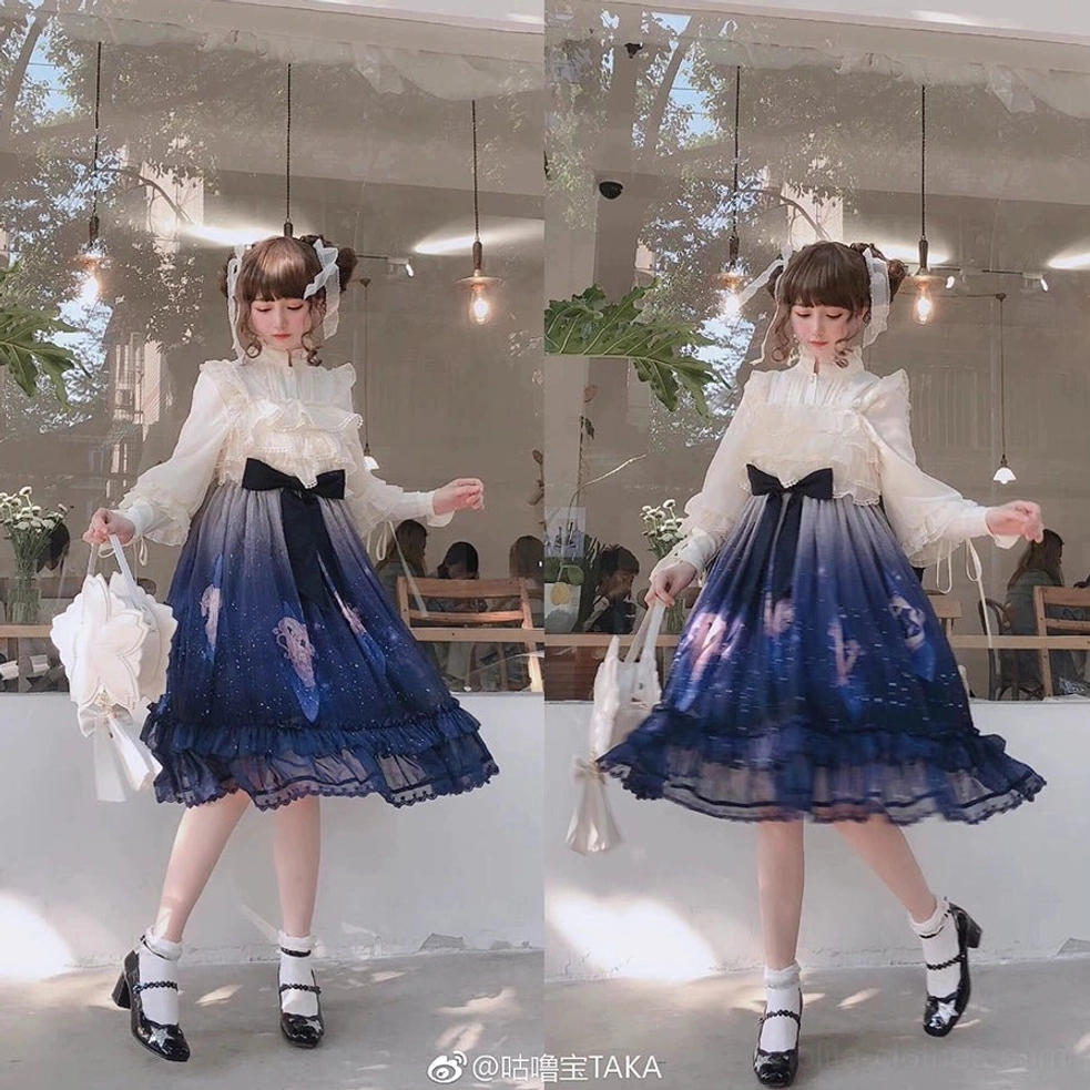Sakura lolita handbag dimensional view showing petal structure layering double-layer interior design sponge-filled petals