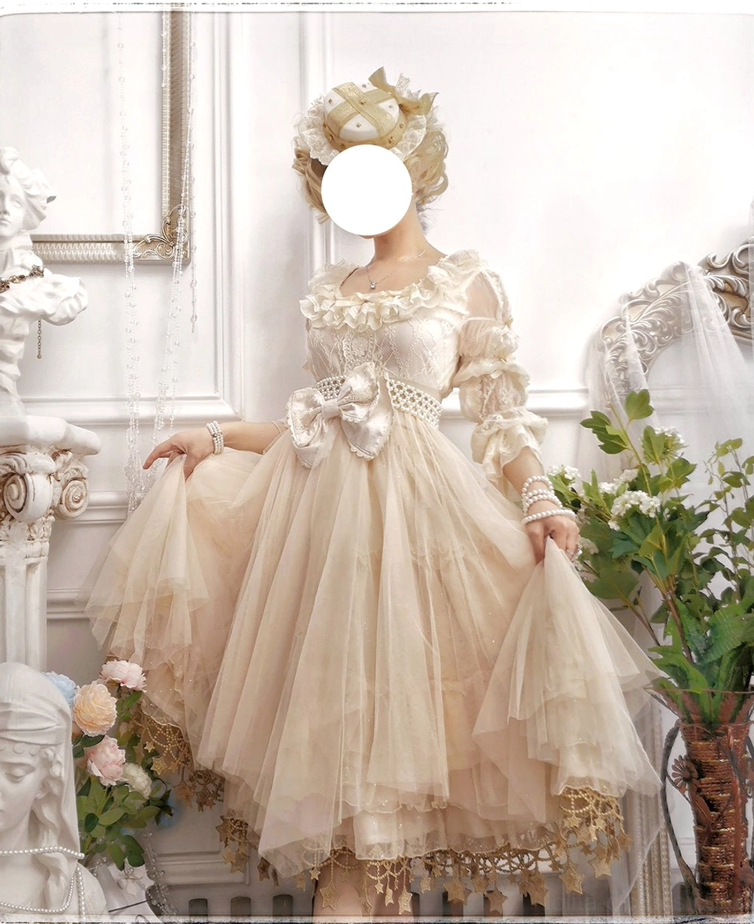 Silk crepe lace lolita blouse lotus root sleeve texture and drape detail