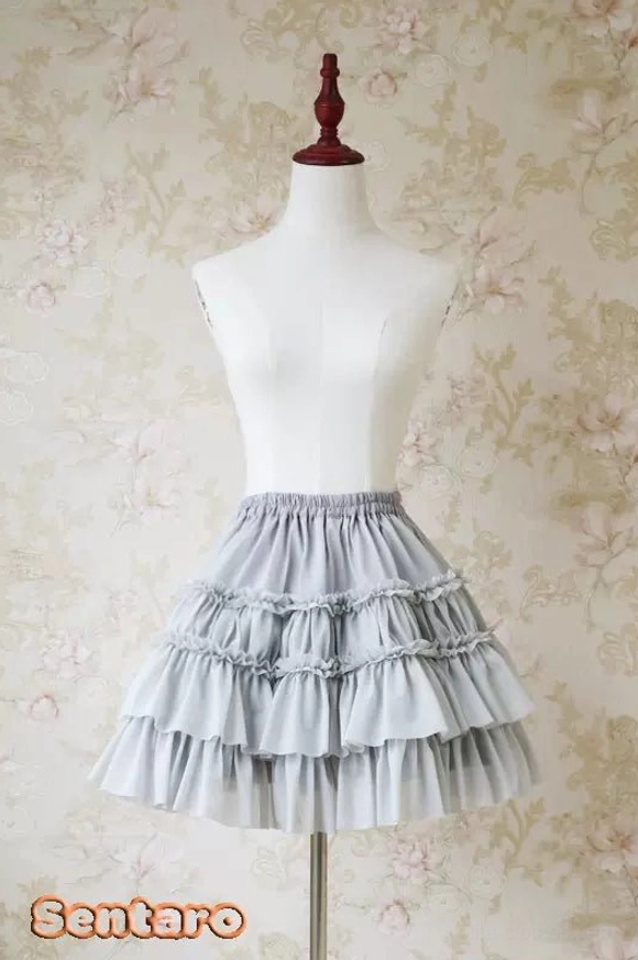 Silver grey tiered ruffle Lolita shorts skirt with elastic waistband and cascading ruffled hem, elegant gothic-sweet coordinate