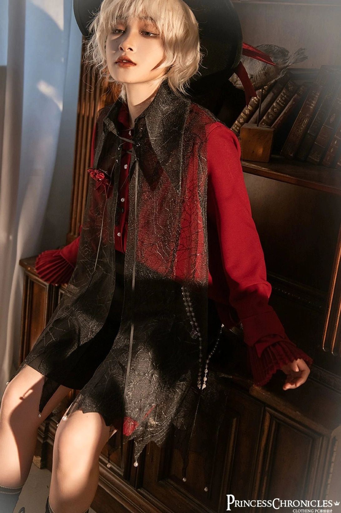 Dark green Ouji long sleeve ruffled shirt masculine cut size M gentleman fashion full view