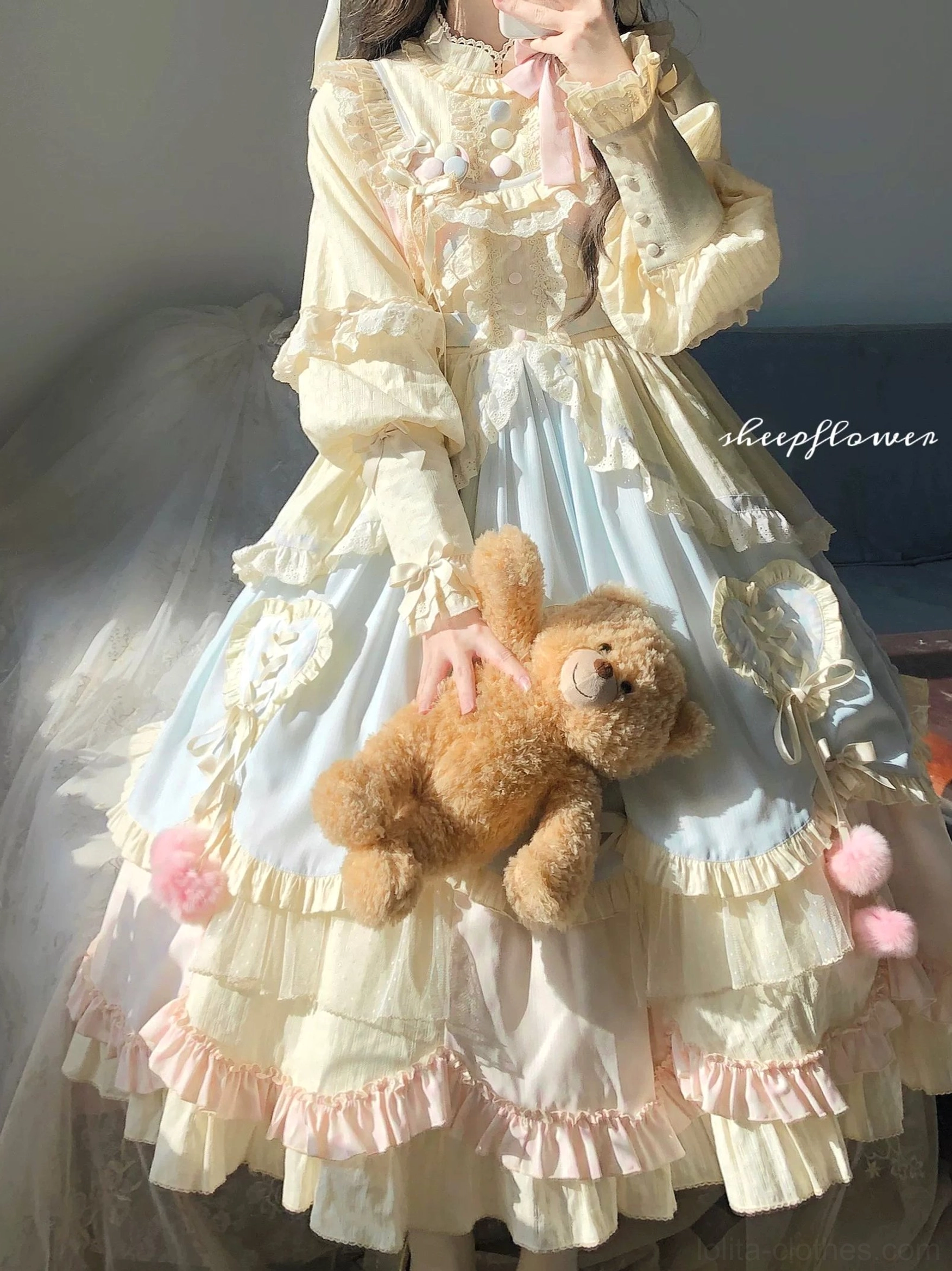 Additional styling detail of sweet lolita OP dress showcasing color-block design pastel coordination accessories for daily lolita fashion wear