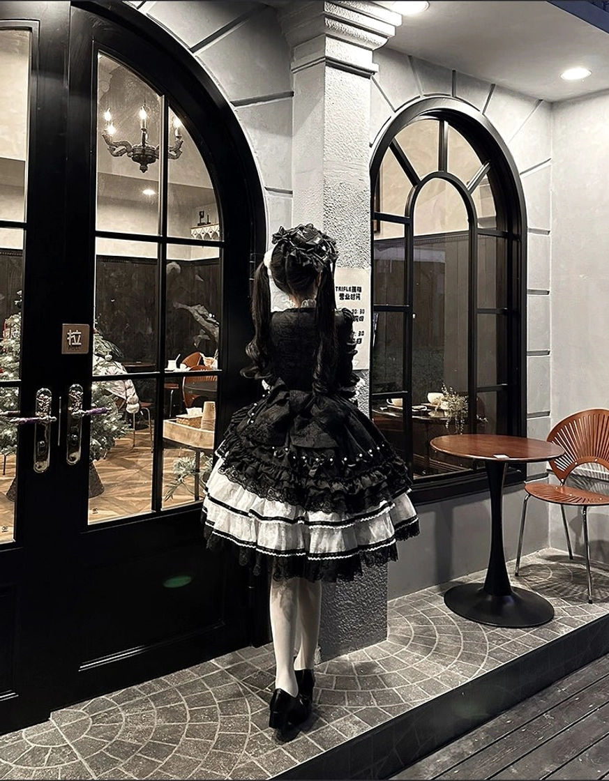 Pink solo puppet sweet lolita OP dress full ensemble front view complete lolita fashion coordinate cute aesthetic styling