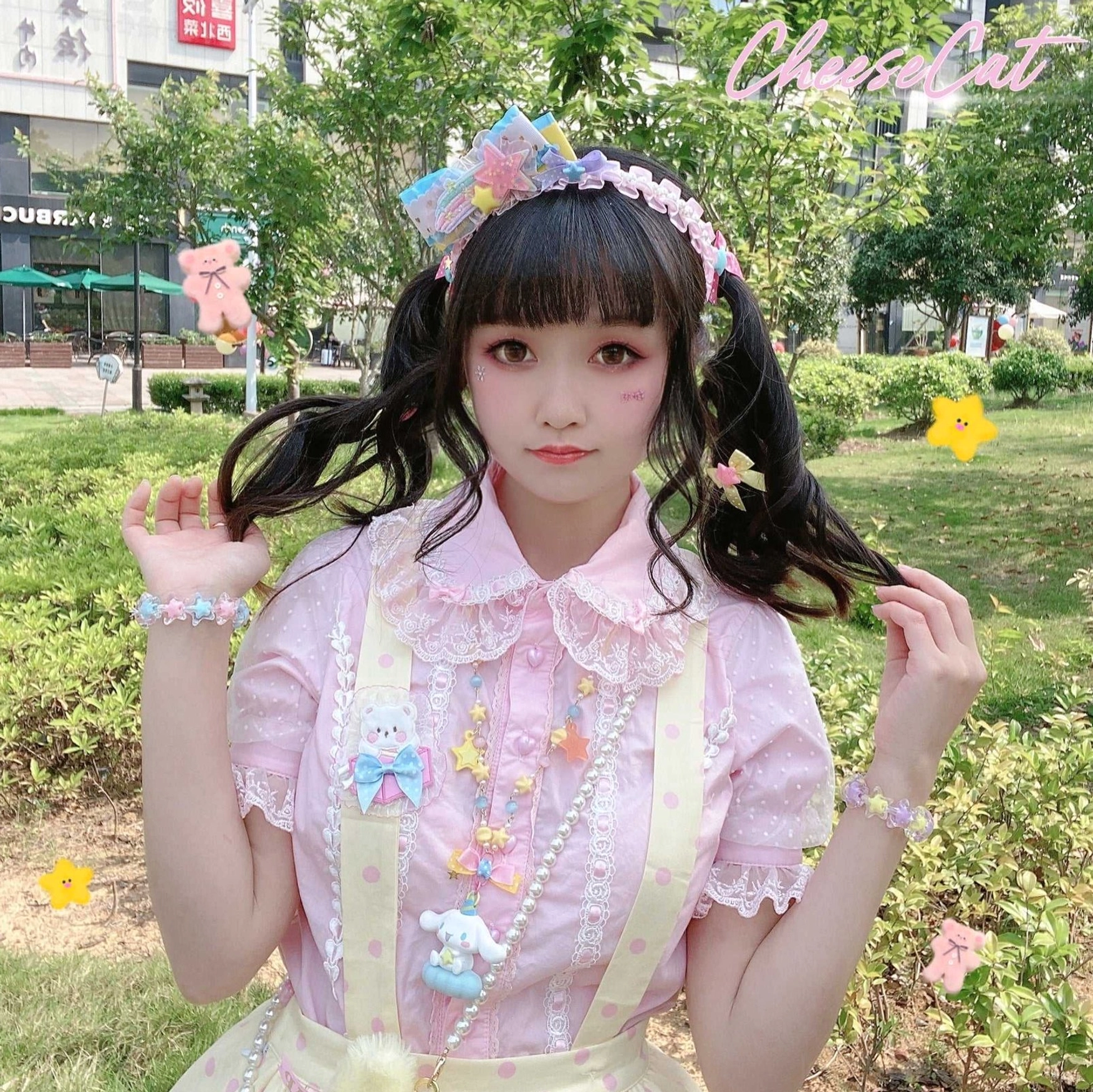 Star-shaped beaded sweet Lolita bracelet elasticated design comfort fit demonstration showing flexible wear for all-day Lolita fashion and event attendance