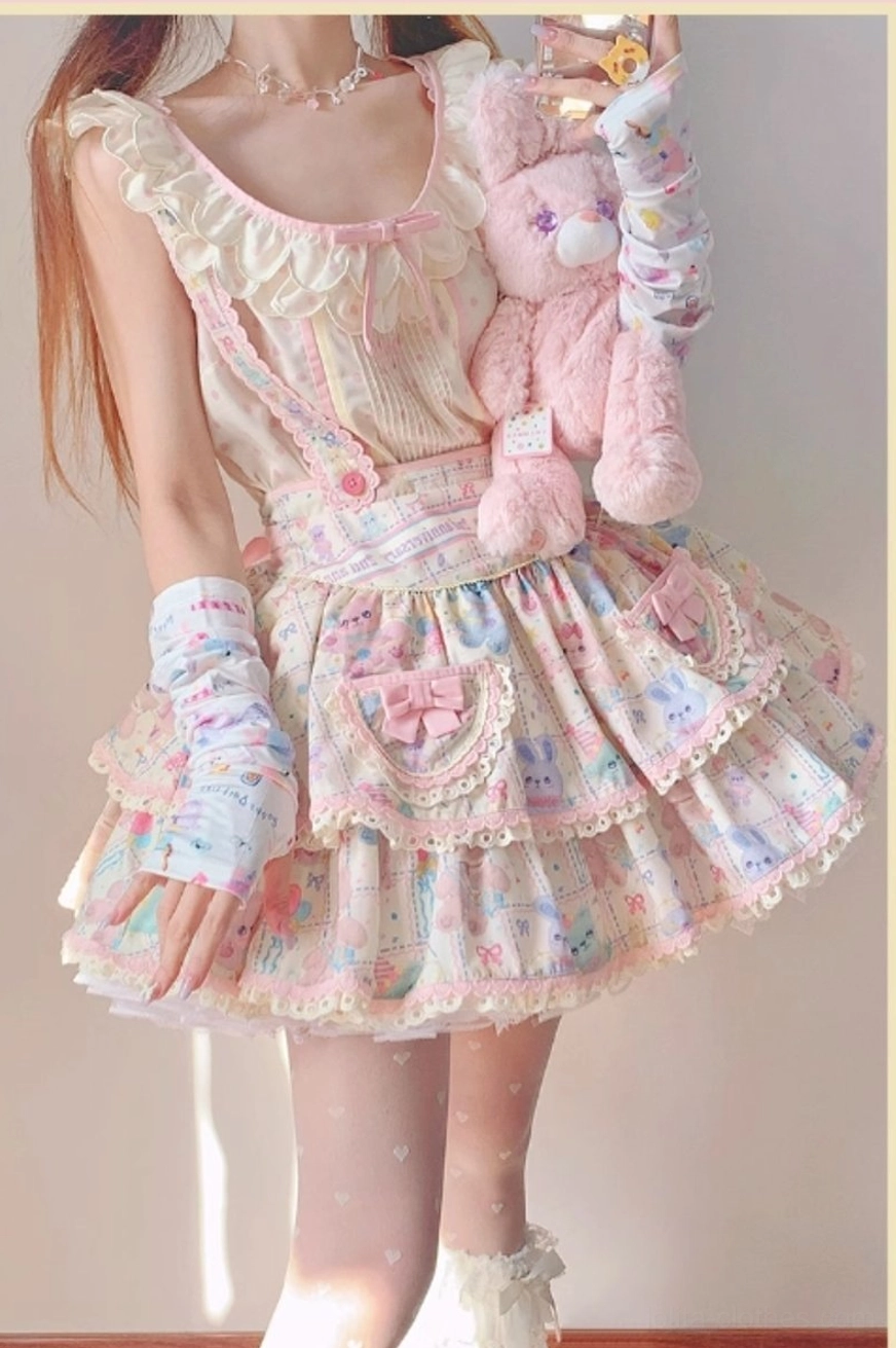 Starry pudding bear lolita dress imitation cotton twill fabric swatch texture and quality material closeup