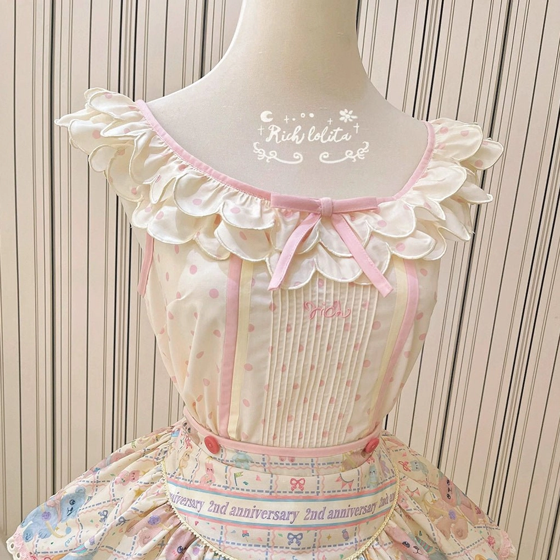 Starry pudding bear sleeveless lace collar blouse with lace trim round collar and polka dot accents