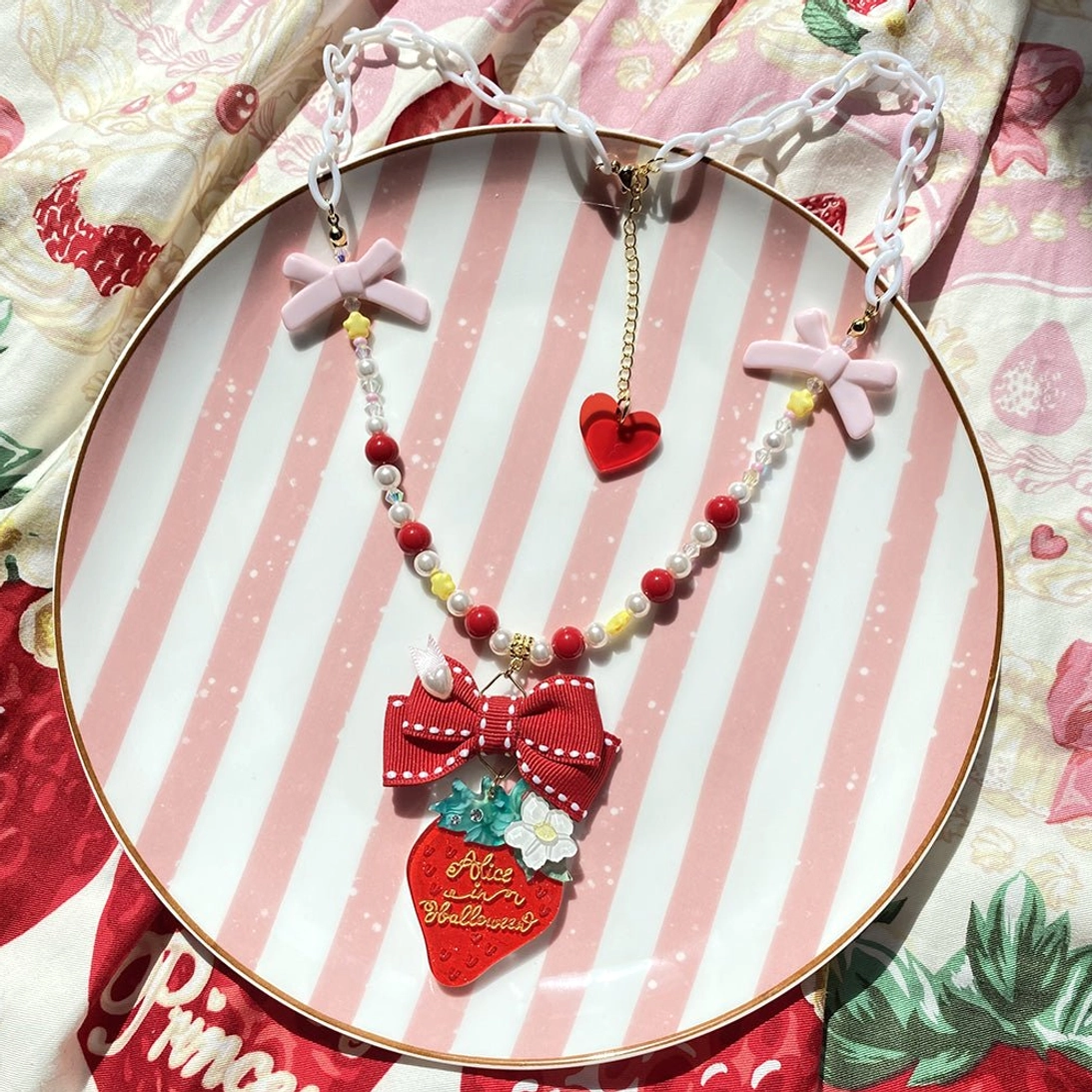 Strawberry brooch lolita accessory hand-finished crafted detail view
