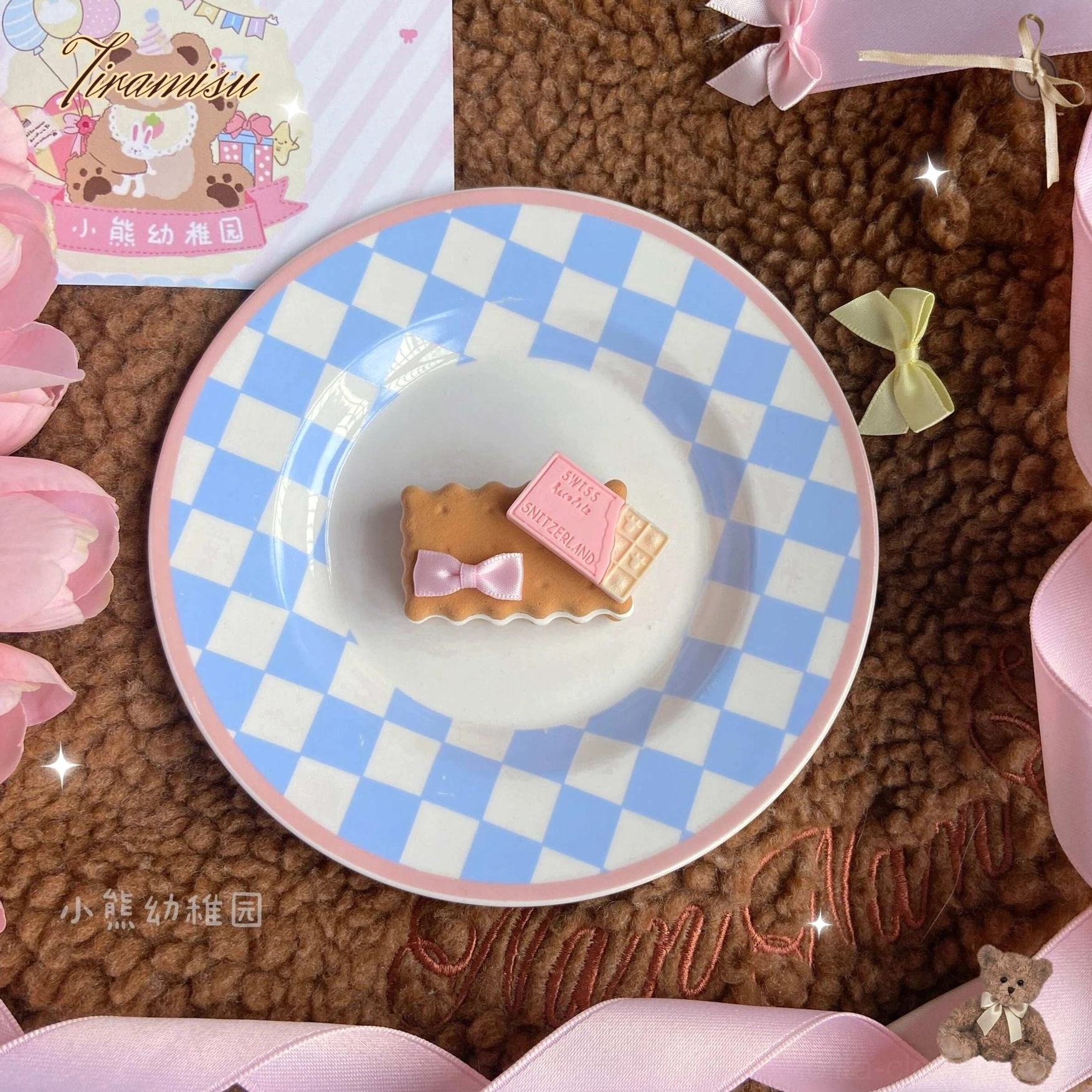 Strawberry chocolate-themed rectangular cookie lolita hair clip with pink bow and decorative elements for kawaii sweet lolita fashion accessories and coordinate building