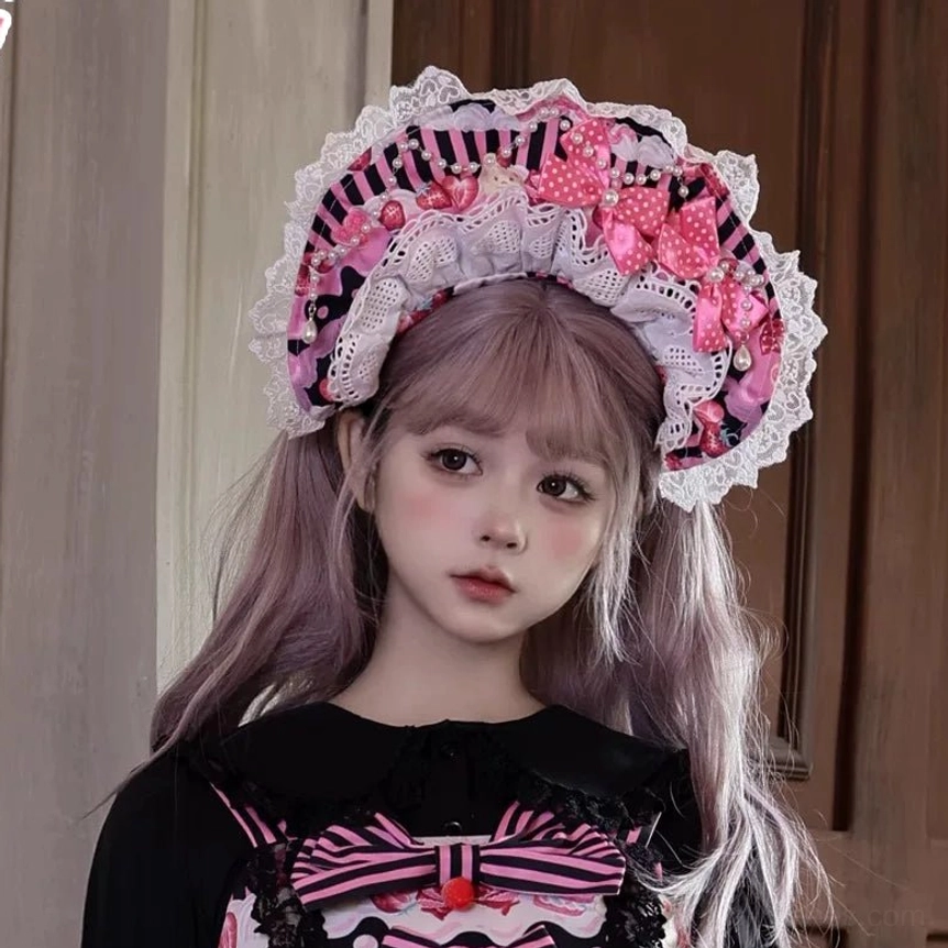 Strawberry Parfait black-pink sweet lolita JSK dress alternative black-pink colorway with strawberry motif and functional side pockets for lolita fashion